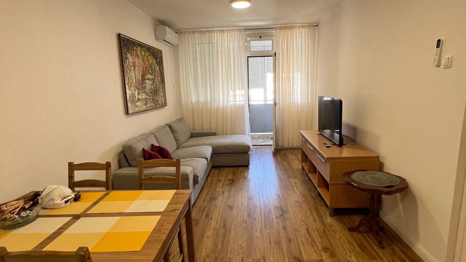 Rent, two bedroom apartment, 65m², Centar, Bar