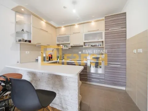 Prodaja, jednosoban stan, 53m², City Kvart, Podgorica - image 7