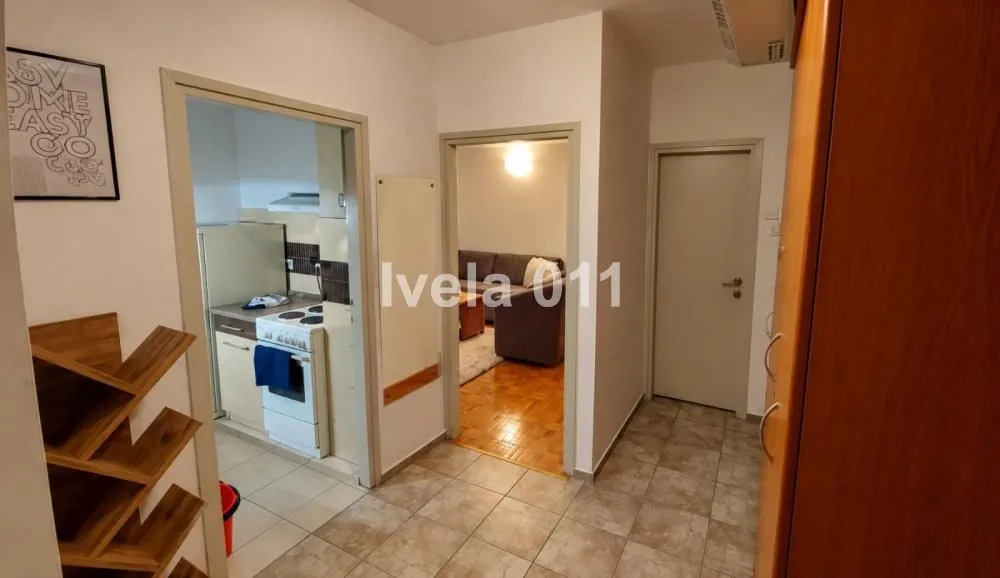 Prodaja, jednosoban stan, 40m², Šumice, Beograd