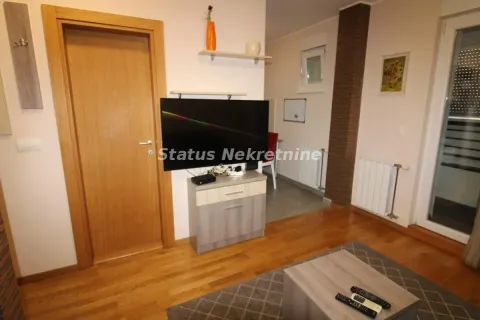 Izdavanje, garsonjera, 24m², Centar, Novi Sad - image 4