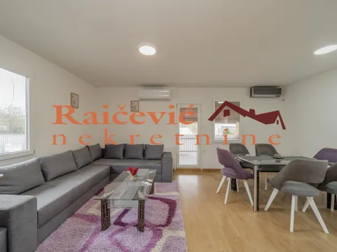 Izdavanje, trosoban stan, 83m², Medaković 1, Medaković Sve Podlokacije - image 2