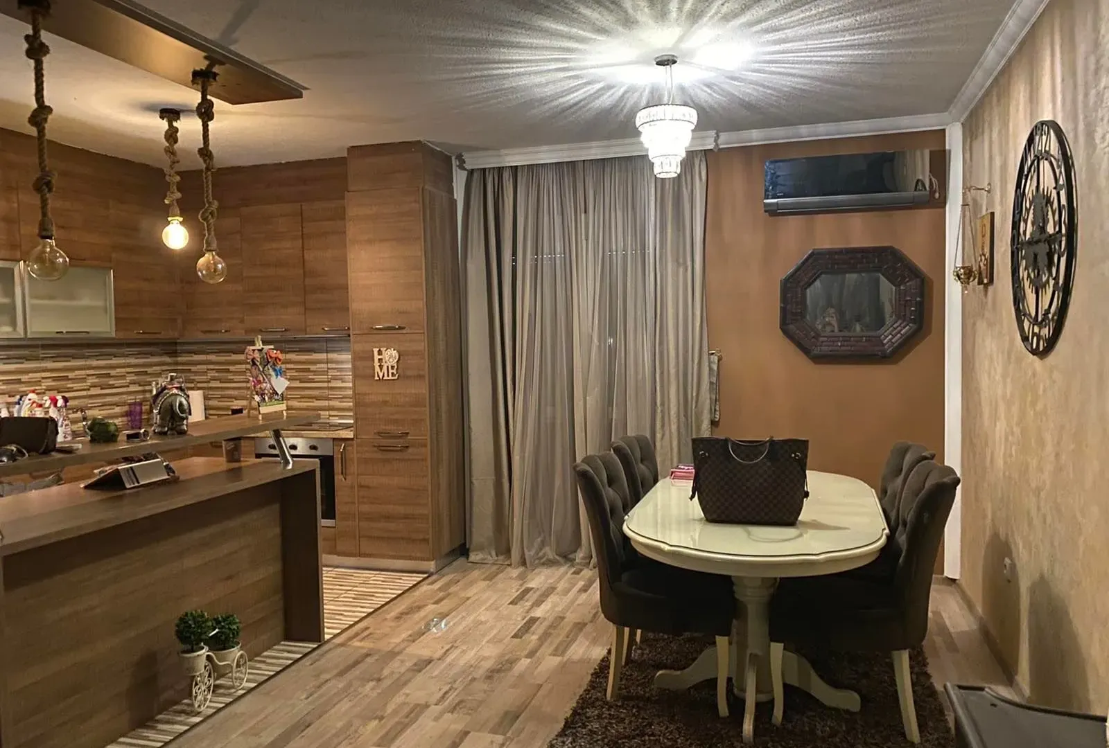 Rent, apartment, 170m², Gorica C, Podgorica