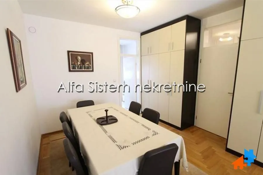 Rent, three bedroom apartment, 80m², Novi Beograd Sve Podlokacije, Beograd