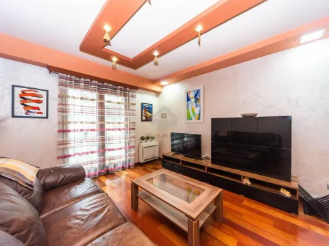 Izdavanje, jednosoban stan, 50m², Preko Morače, Podgorica - image 2