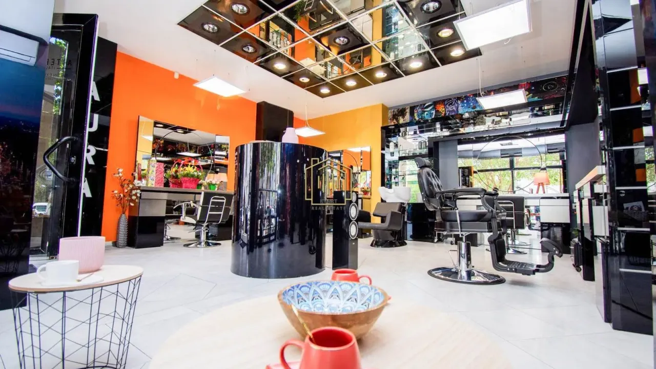 Prodaja, poslovni prostor, 54m², Zagorič, Podgorica