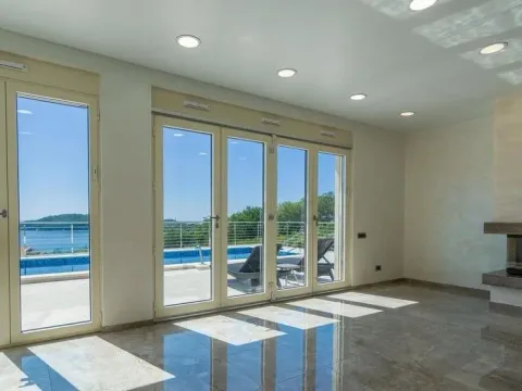 Sale, house, 400m², Bečići, Budva - image 7