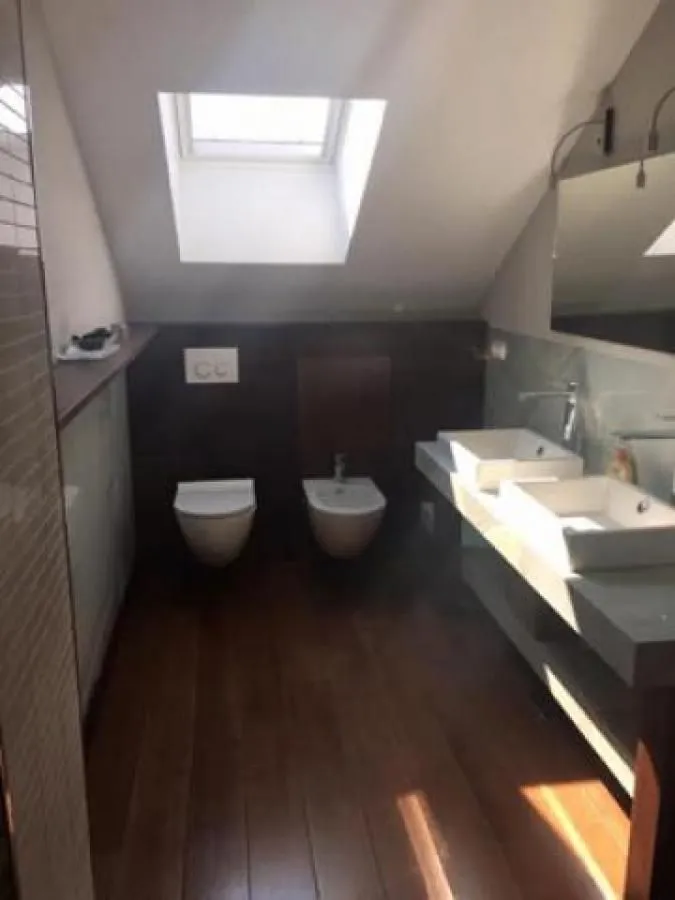 Rent, three bedroom apartment, 240m², Kalenić Pijaca, Vračar Sve Podlokacije