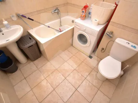 Rent, one bedroom apartment, 55m², Preko Morače, Podgorica - image 9