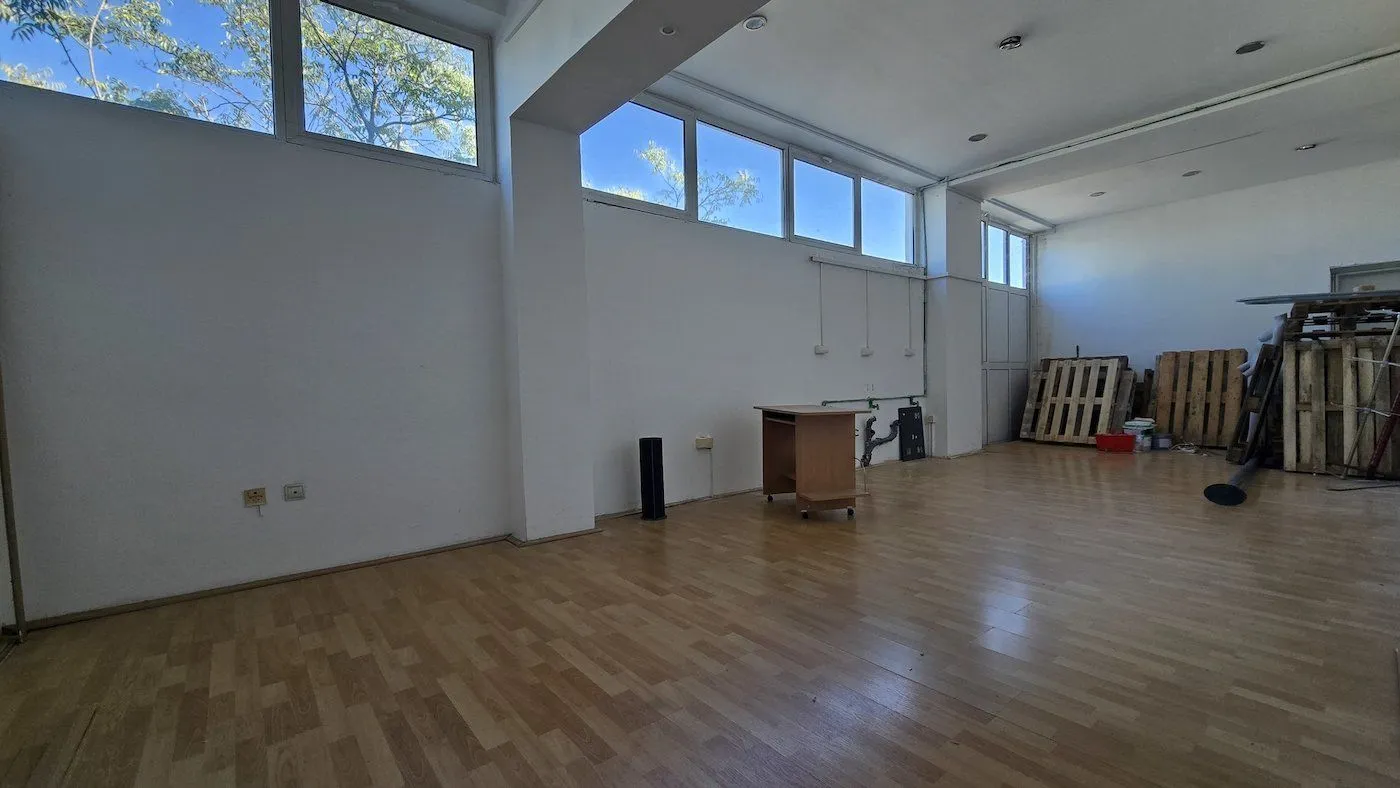 Sale, office space, 900m², Mareza, Podgorica