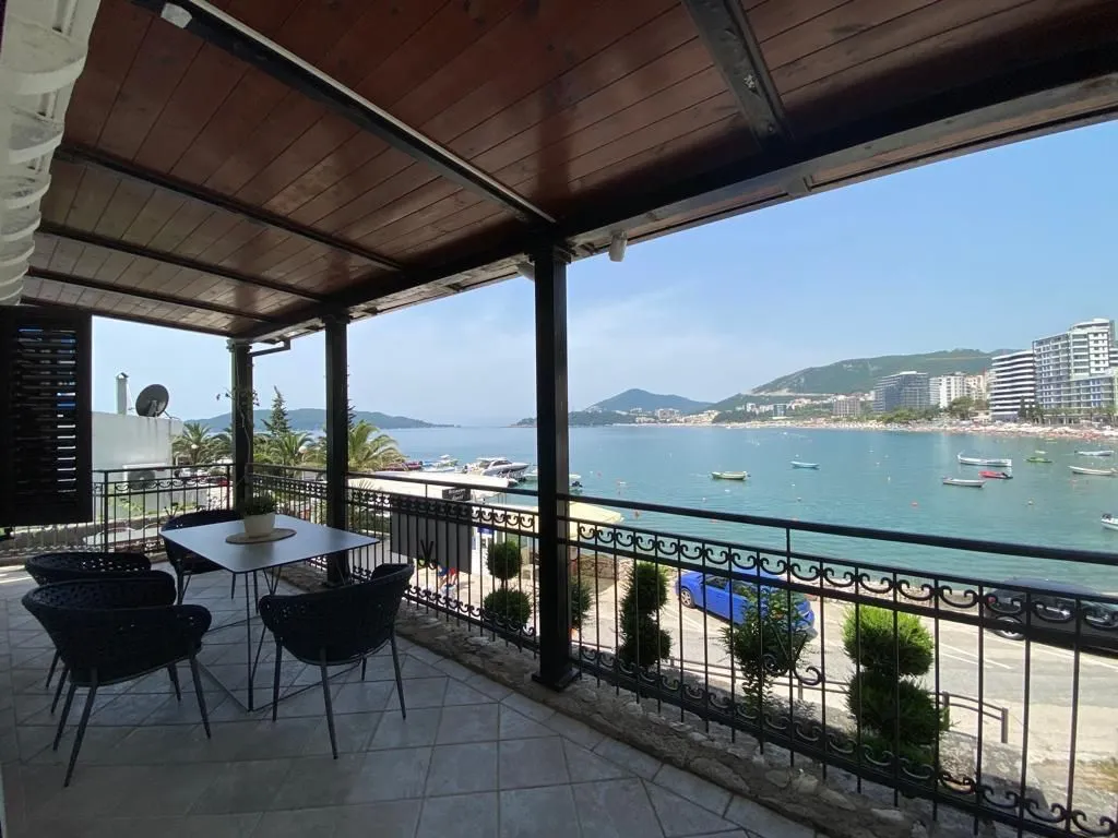 Izdavanje, jednosoban stan, 60m², Rafailovići, Budva