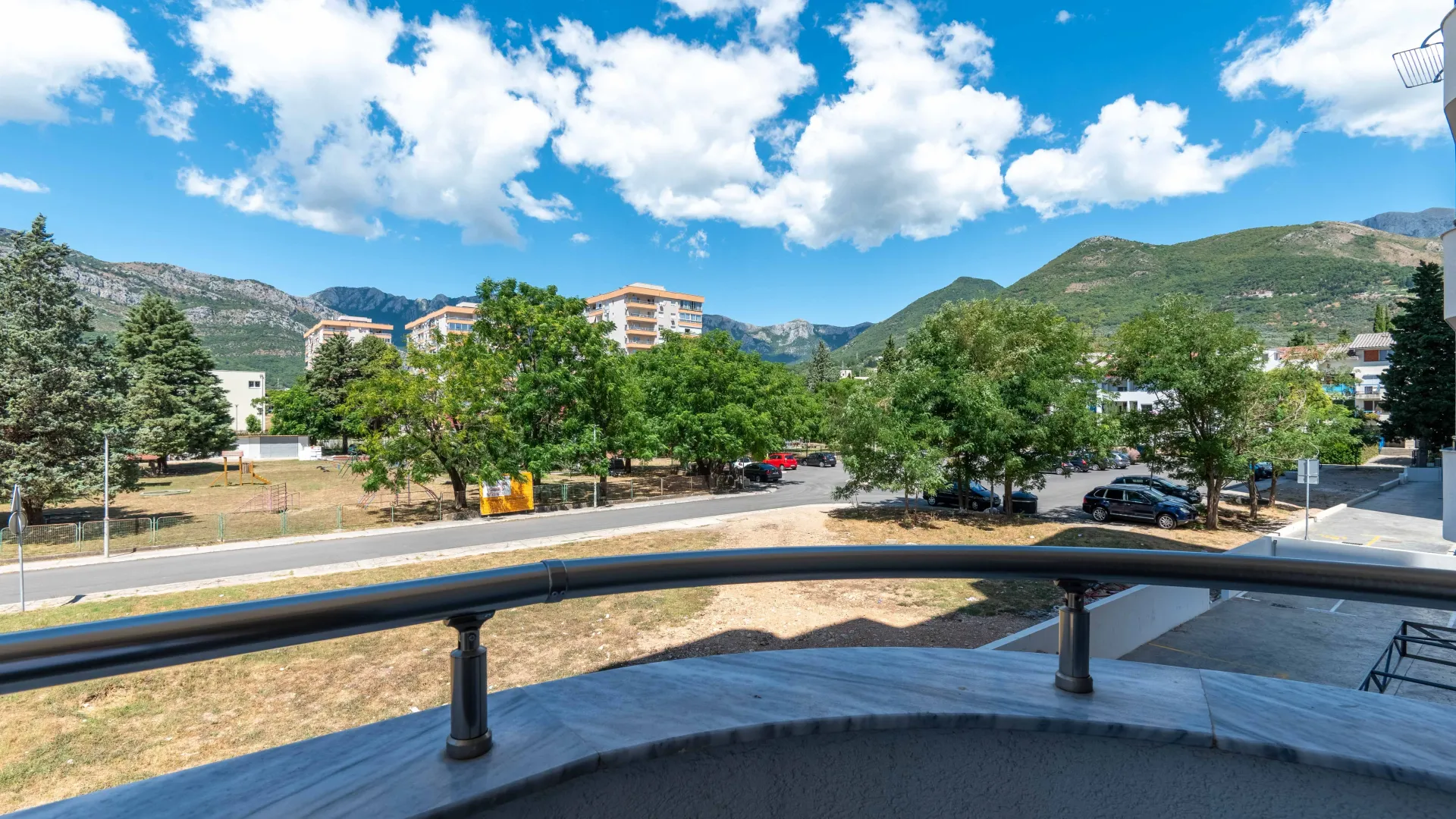 Sale, three bedroom apartment, 65m², Centar, Bar
