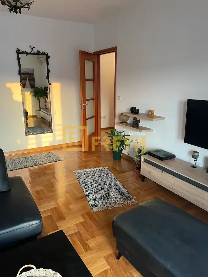 Prodaja, jednosoban stan, 48m², Preko Morače, Podgorica