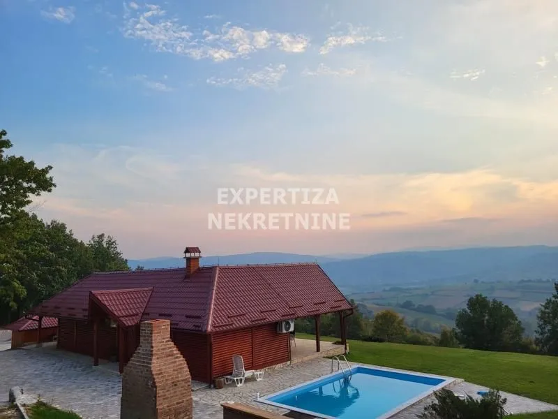 Prodaja, kuća, 228m², Velike Pčelice, Kragujevac