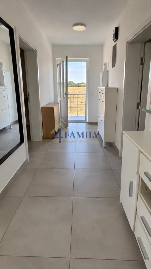 Sale, three bedroom apartment, 87m², Batajnica, Beograd