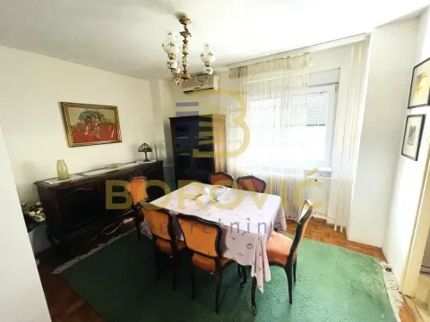 Sale, two bedroom apartment, 77m², Novi Beograd Blok 61, Novi Beograd Sve Podlokacije - image 4