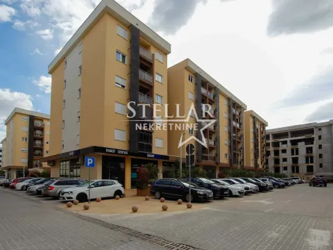 Prodaja, poslovni prostor, 42m², New City, Podgorica - image 1