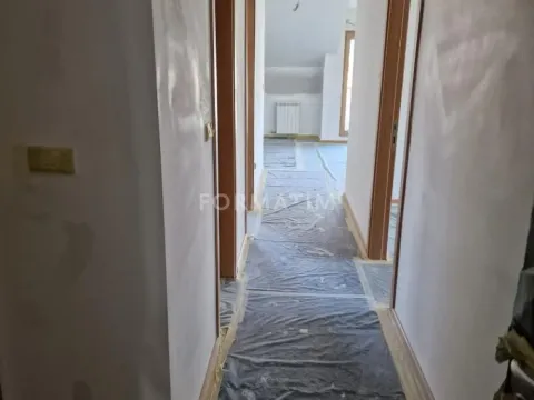 Prodaja, dvosoban stan, 63m², Kluz, Zvezdara Sve Podlokacije - image 2