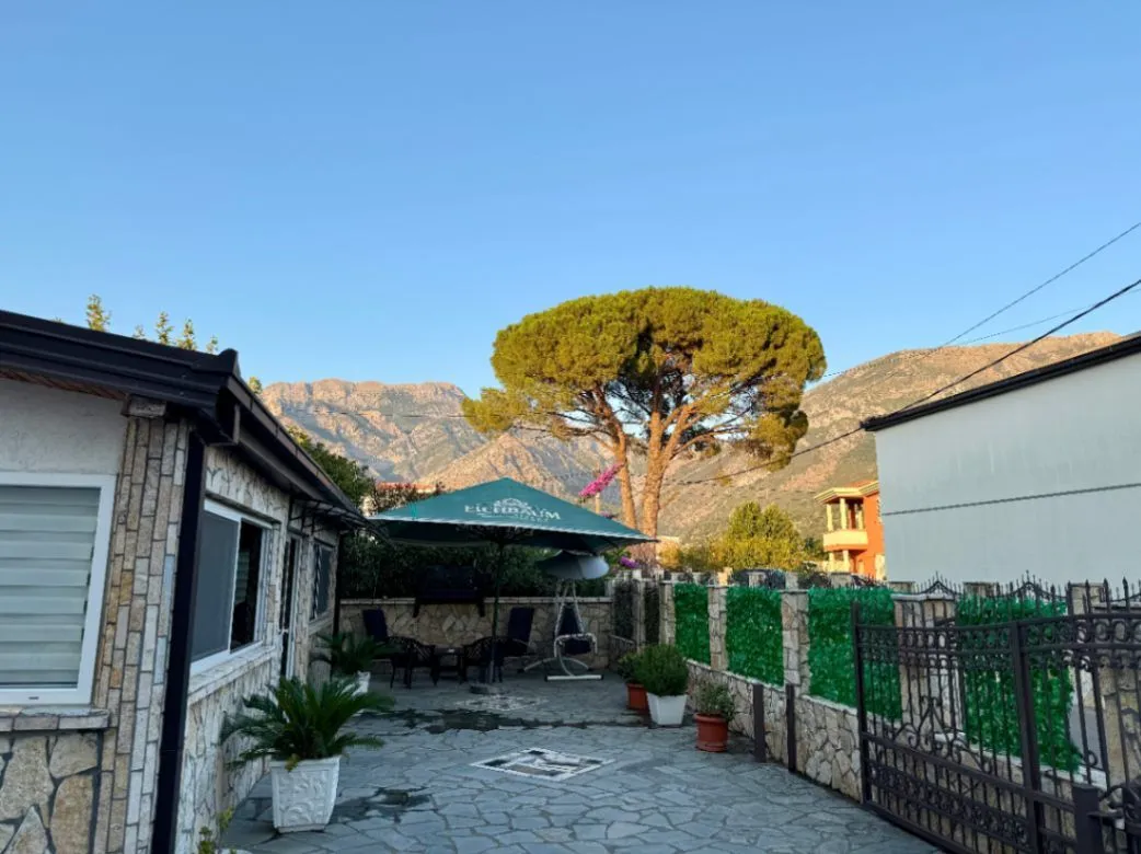 Sale, house, 120m², Polje, Bar