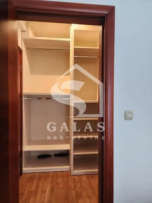 Rent, apartment, 130m², Vračar Hram, Vračar Sve Podlokacije