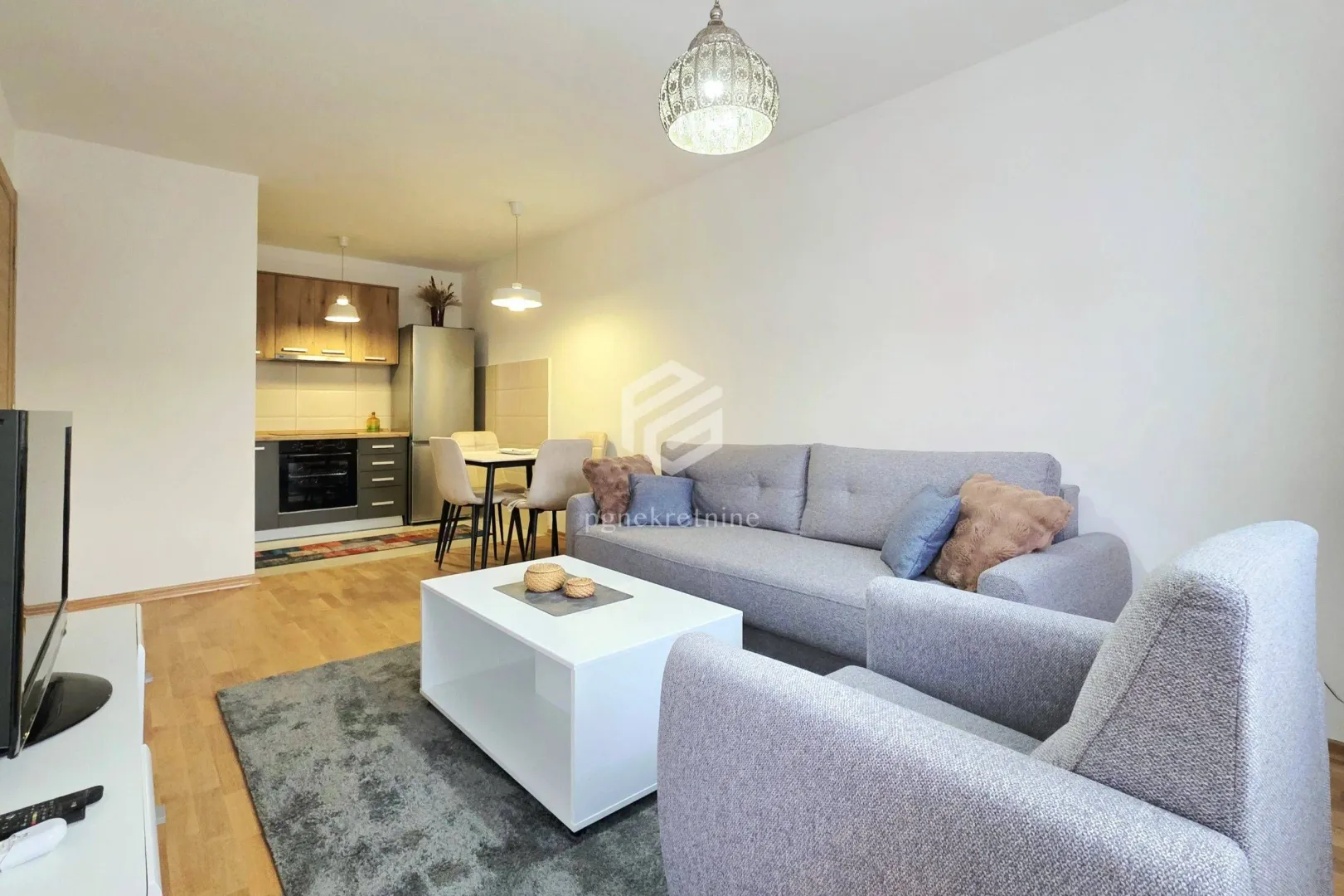 Rent, one bedroom apartment, 42m², Stari Aerodrom, Podgorica