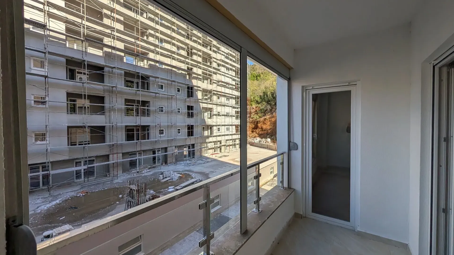 Sale, two bedroom apartment, 43m², Bečići, Budva