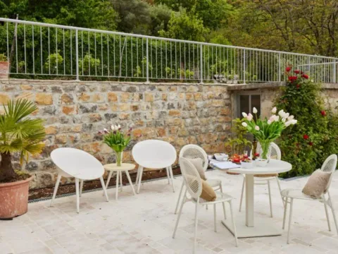 Izdavanje, kuća, 150m², Kavač, Kotor - image 11