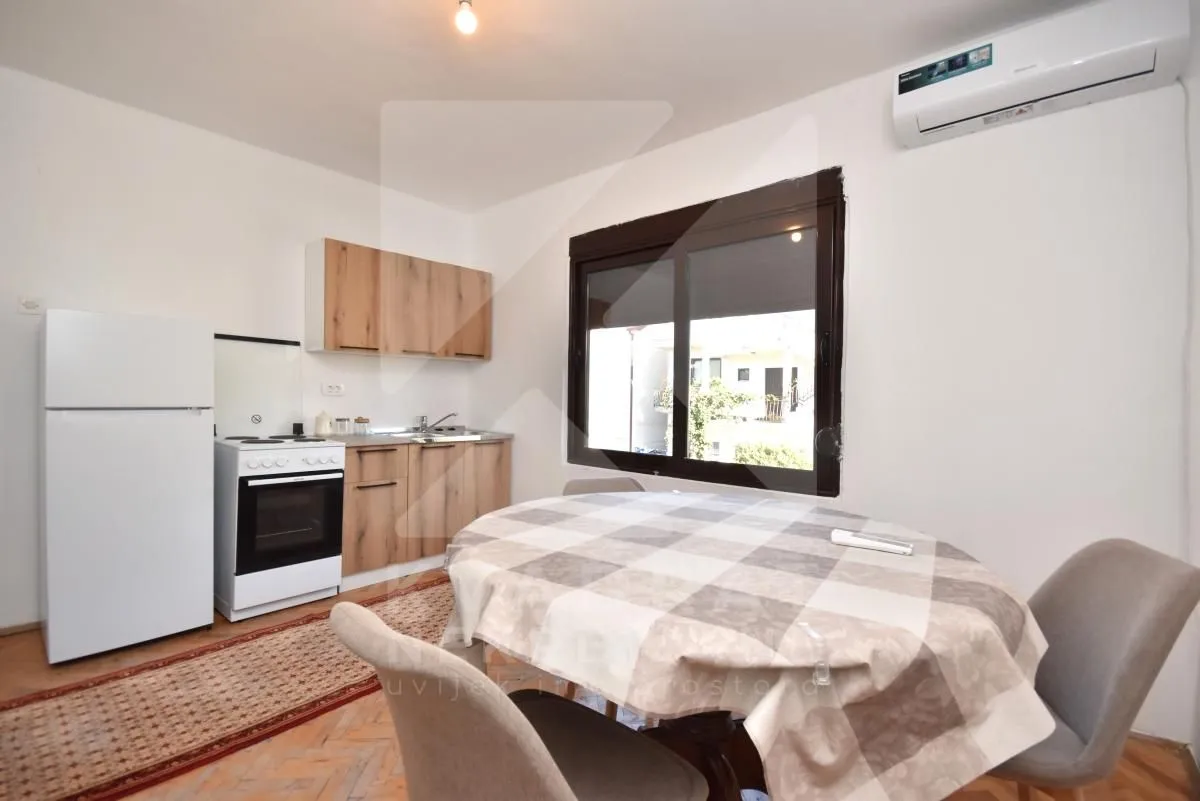 Rent, three bedroom apartment, 90m², Stari Aerodrom, Podgorica