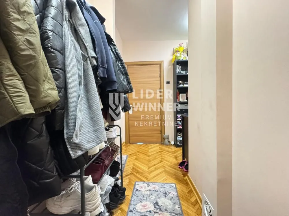 Prodaja, dvosoban stan, 84m², Kalenić Pijaca, Vračar Sve Podlokacije