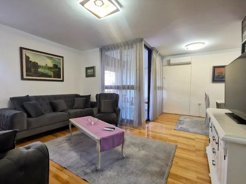 Rent, apartment, 76m², Blok 5, Podgorica