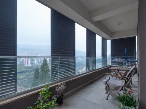 Izdavanje, trosoban stan, 142m², Zagorič, Podgorica - image 2