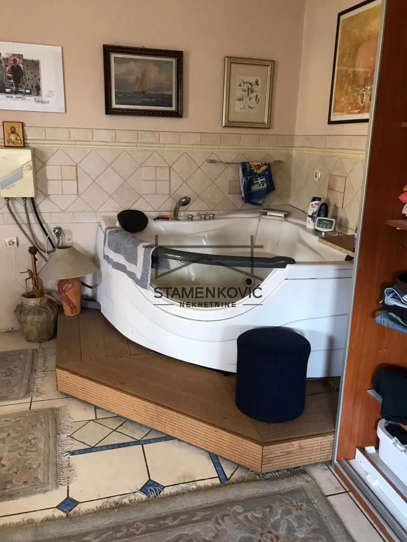 Prodaja, trosoban stan, 98m², Novi Sad Sve Podlokacije, Novi Sad