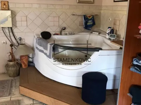 Prodaja, trosoban stan, 98m², Centar, Novi Sad - image 12