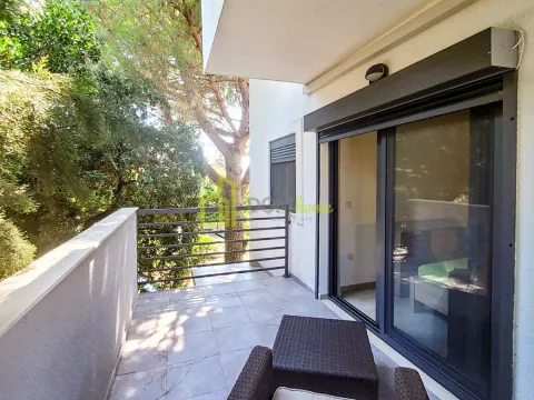 Prodaja, kuća, 175m², Bar, Crna Gora - image 17