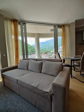 Rent, one bedroom apartment, 55m², Bečići, Budva - image 2