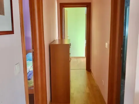 Rent, two bedroom apartment, 70m², Lazi, Budva - image 4