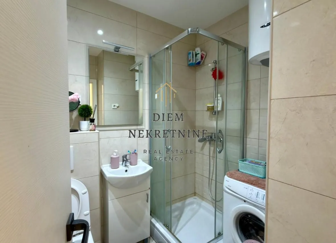Sale, studio apartment, 27m², Centar, Bar