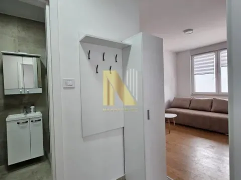Izdavanje, jednosoban stan, 34m², Bulevar Evrope, Novi Sad Sve Podlokacije - image 8