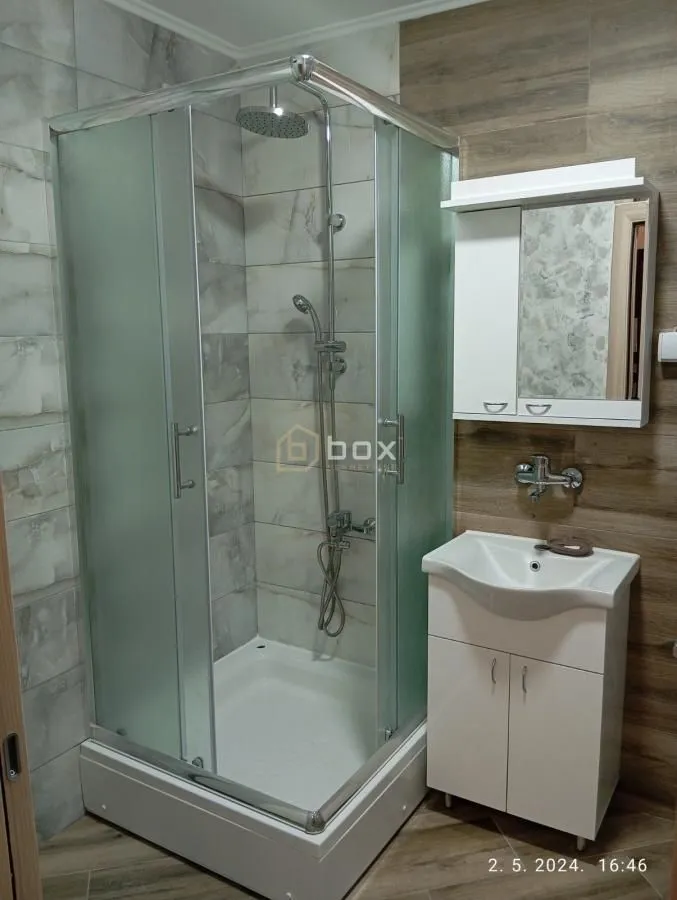 Rent, three bedroom apartment, 76m², Pantelej, Niš