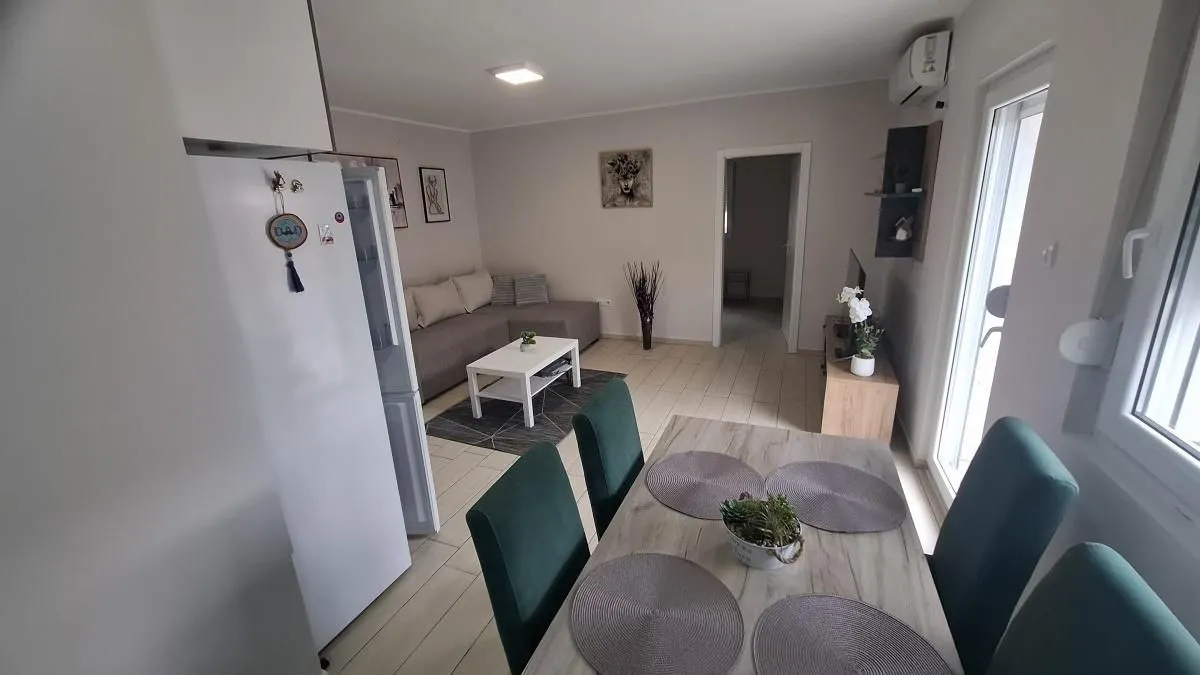 Izdavanje, jednosoban stan, 42m², Telep, Novi Sad Sve Podlokacije
