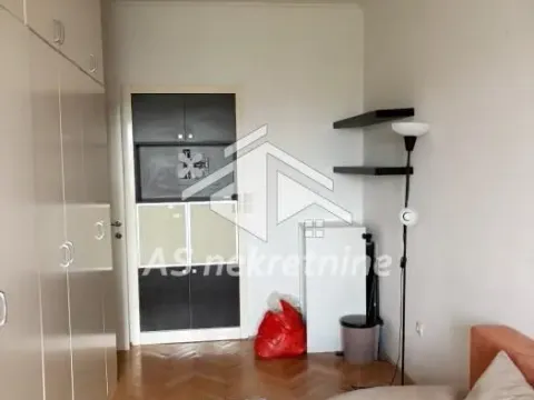 Izdavanje, četvorosoban stan, 86m², Savski Venac, Beograd - image 12