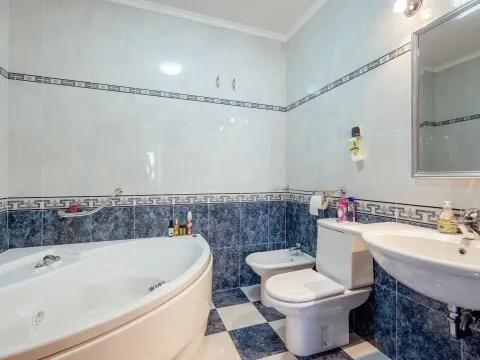 Sale, three bedroom apartment, 244m², Centar, Herceg Novi - image 13