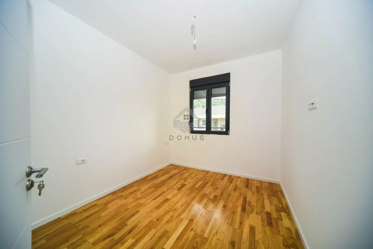Prodaja, jednosoban stan, 45m², Tološi, Podgorica