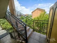 Sale, house, 385m², Donja Gorica, Podgorica - image 11