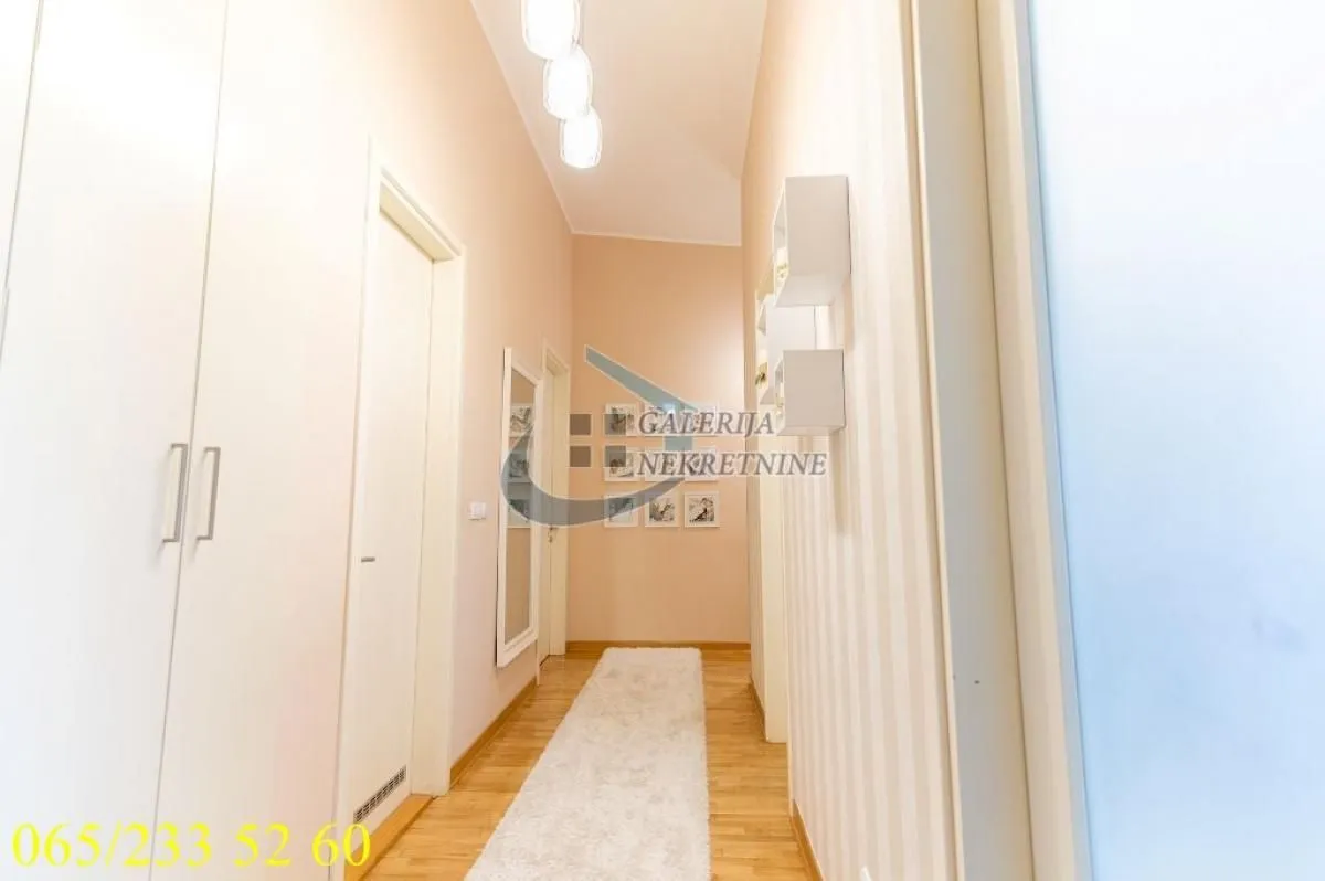 Sale, four bedroom apartment, 94m², Novi Beograd Blok 67, Novi Beograd Sve Podlokacije
