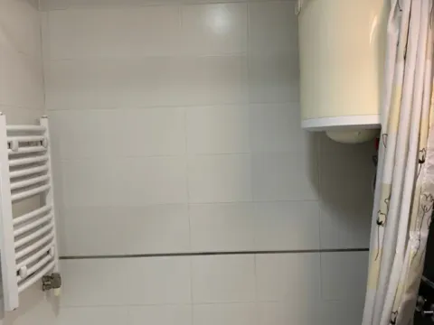 Izdavanje, trosoban stan, 70m², Centar, Novi Sad - image 9