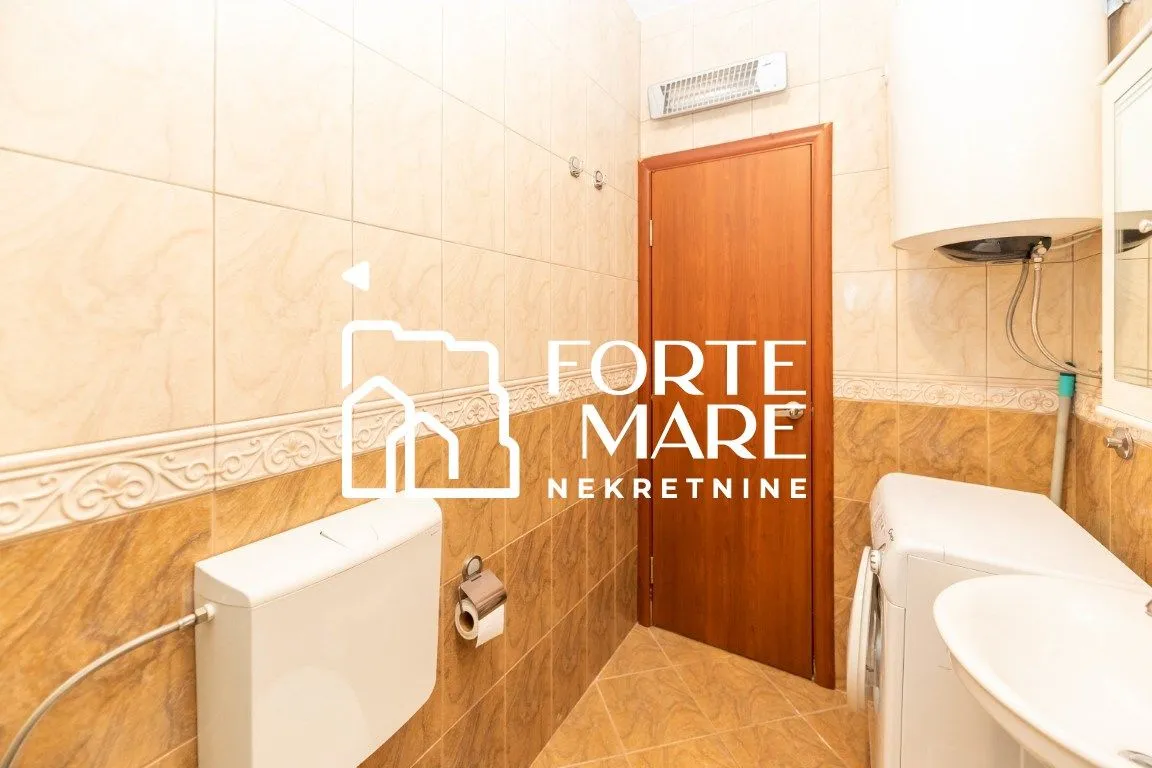 Prodaja, jednosoban stan, 40m², Baošići, Herceg Novi