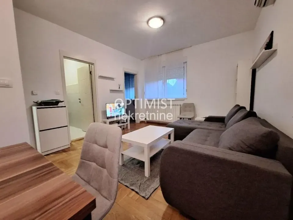 Rent, two bedroom apartment, 30m², Voždovac Sve Podlokacije, Beograd