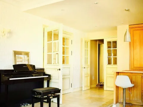 Sale, three bedroom apartment, 170m², Bečići, Budva - image 3