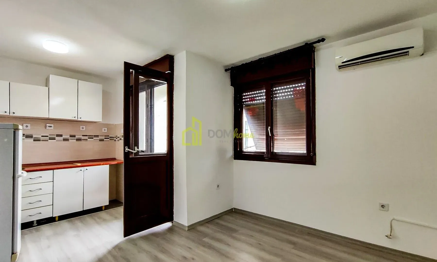 Rent, studio apartment, 22m², Stari Aerodrom, Podgorica
