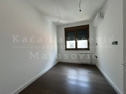 Prodaja, četvorosoban stan, 121m², Vračar Hram, Vračar Sve Podlokacije - image 5